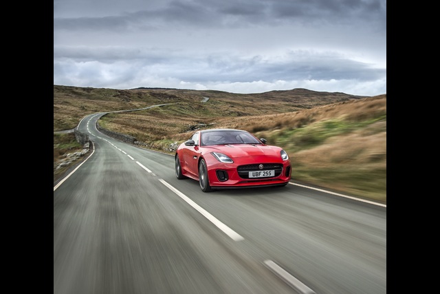 F-Type 2.0 lt motorla satılmaya başlandı - 4