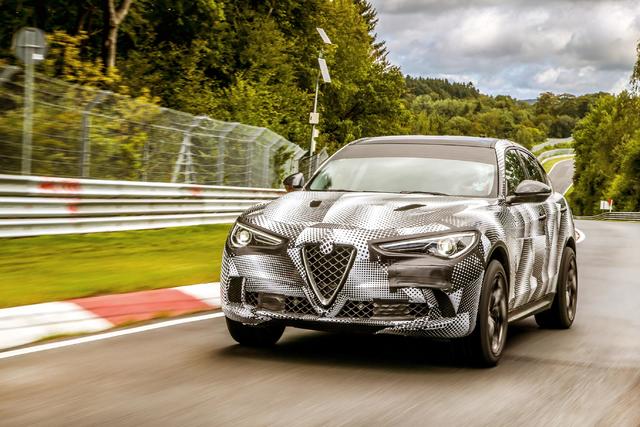 Stelvio QV, 7:51.7 ile 'Ring’in en hızlı SUV modeli unvanını ele geçirdi - 1