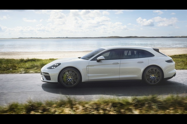 Hem hızlı hem ekonomik: Panamera Sport Turismo Turbo S E-Hybrid - 4