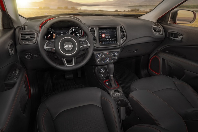 Yeni Jeep Compass satılmaya başlandı - 14