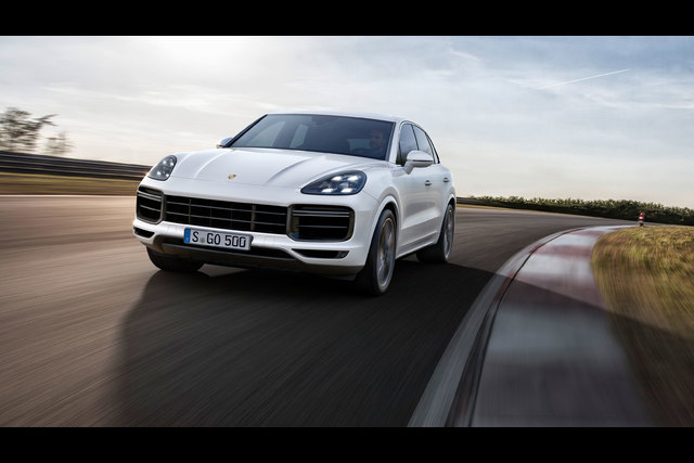 Yeni Cayenne Turbo 550 bg güç üretiyor - 3