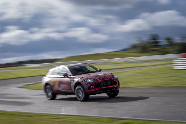 Aston Martin, ilk SUV modeli DBX’in motor seçeneklerini açıkladı - 3