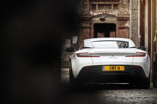 DB11’e AMG V8 kanı - 4