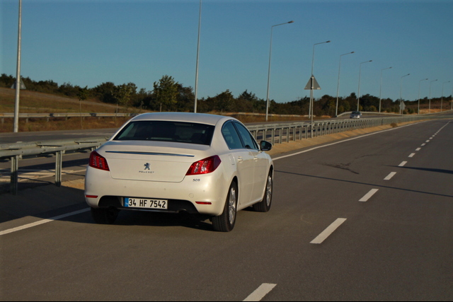 Peugeot 508 1.6 THP Active 6 ileri otomatik - 4