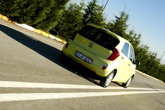 Kia Picanto 1.25 4 ileri otomatik - 4