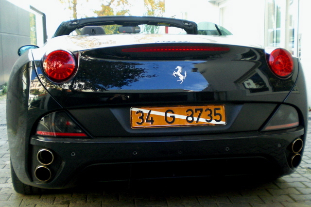 Ferrari California  - 4