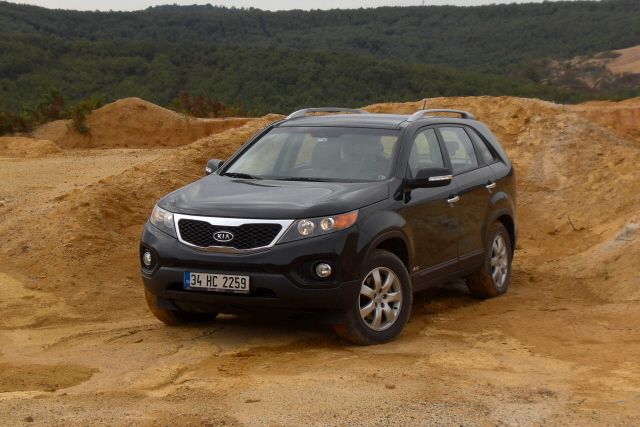 Kia Sorento XM1 (7 koltuk) - 4