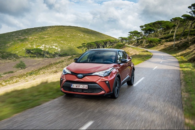 Makyajlı Toyota C-HR Türkiye’de satılmaya başlandı - 4