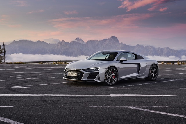 Audi, R8’de arkadan çekiş sunmaya başladı - 6