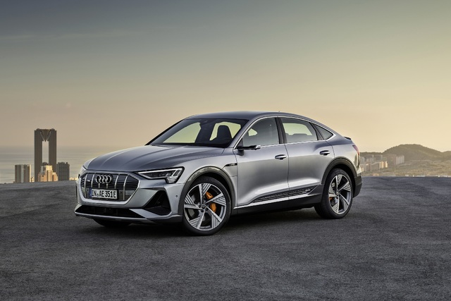 Audi e-Tron Sportback Los Angeles’ta yüzünü gösterdi - 8