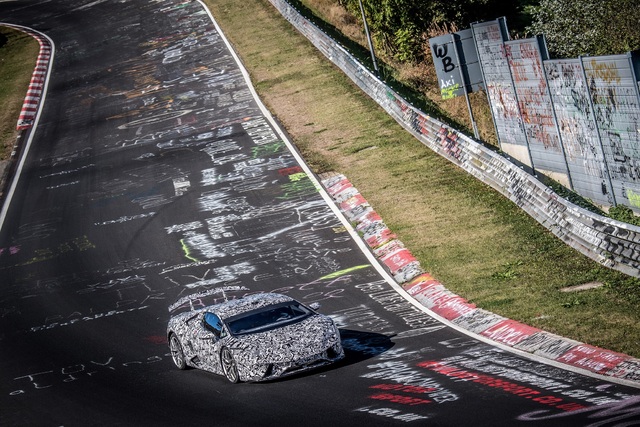 Ring’in yeni kralı Huracan Performante - 7