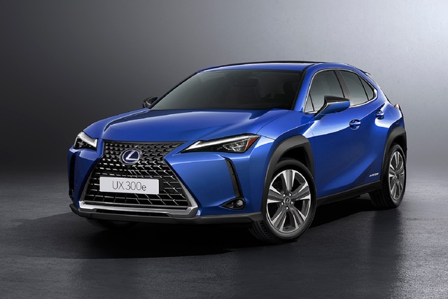 Lexus ilk elektrikli modelini üretti: UX 300e - 1