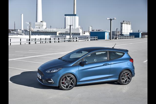 Yeni Fiesta ST: 1.5 lt, 3 silindir ve 200 bg - 6