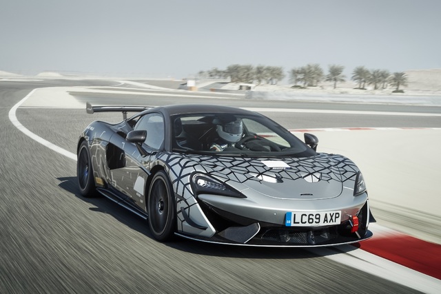 McLaren 620R sadece 350 adet üretilecek - 1