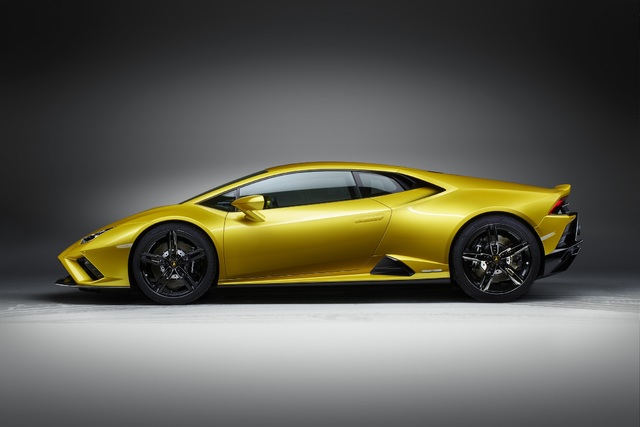 Lamborghini Huracan Evo artık arkadan çekişli de alınabiliyor - 4