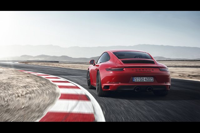 Yeni 911 GTS Nisan’da satışta - 3