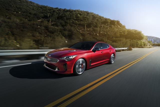 Kia, Stinger ile Detroit’i salladı - 3