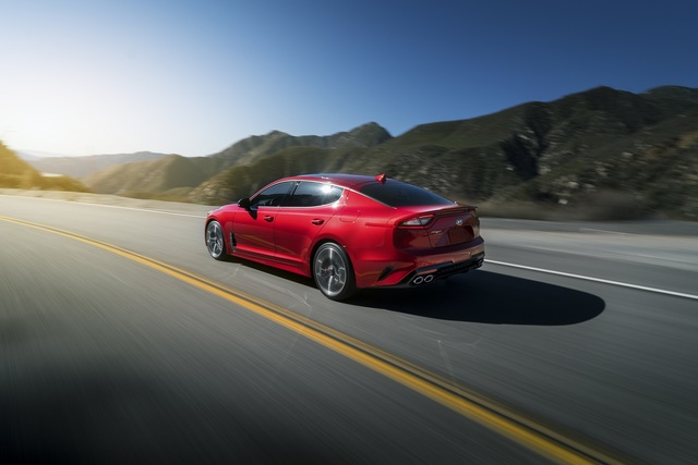 Kia, Stinger ile Detroit’i salladı - 2