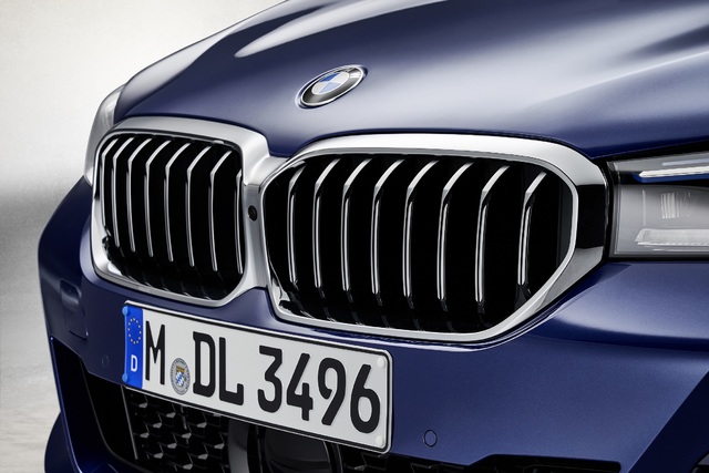 Makyajlı BMW 5 Serisi Türkiye’de satılmaya başlandı - 13