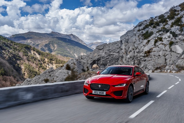 Makyajlı Jaguar XE Türkiye’de satılmaya başlandı - 3