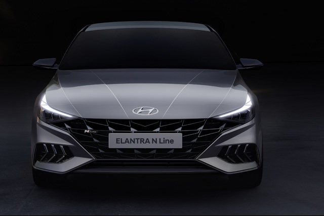 Hyundai Elantra N Line’ın tasarımı gösterildi - 2