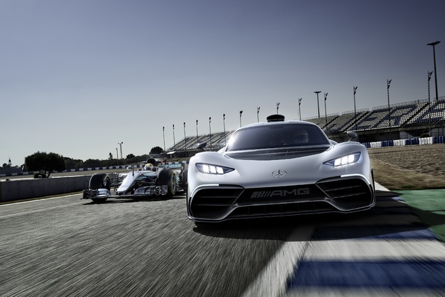 Yol için F1 otomobili: Mercedes - AMG Project One - 11