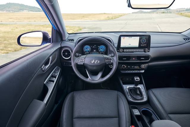 Makyajlı Hyundai KONA’da hafif hibrit motor ve N Line seçeneği geldi - 15