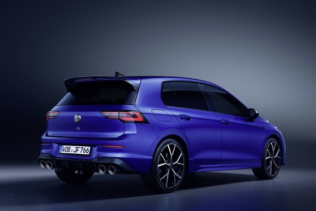 Yeni VW Golf R 320 bg ile en güçlü Golf modeli oldu - 2