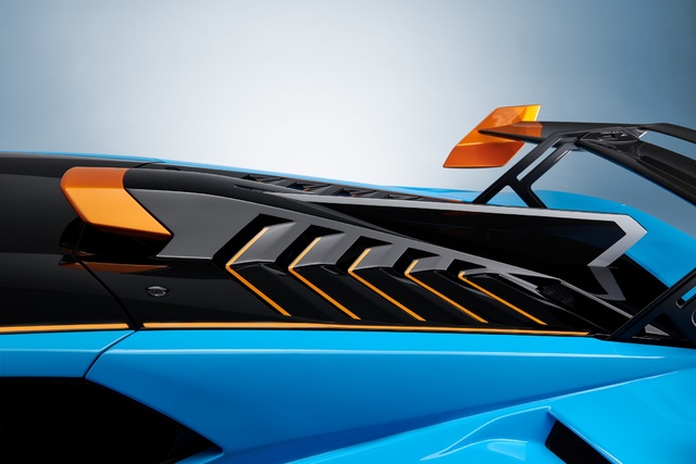 Karşınızda Lamborghini Huracan'ın son versiyonu STO! - 10