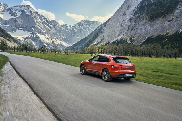 Makyajlanan Porsche Macan Türkiye pazarına giriş yaptı - 13