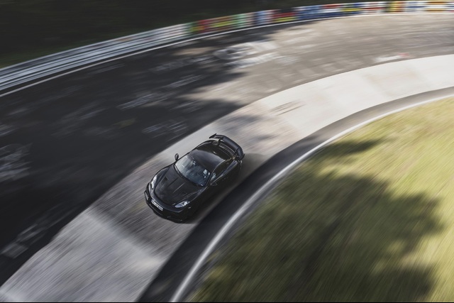 Porsche 718 Cayman GT4 RS ’Ring’de 7:04 elde etti - 11