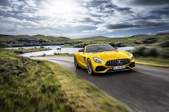 Mercedes-AMG ailesinin yeni üyesi: AMG GT S Roadster