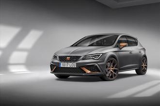 Makyajlı Seat Leon Cupra R 310 bg güç üretiyor